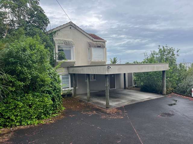 Spacious Home in Mount Wellington