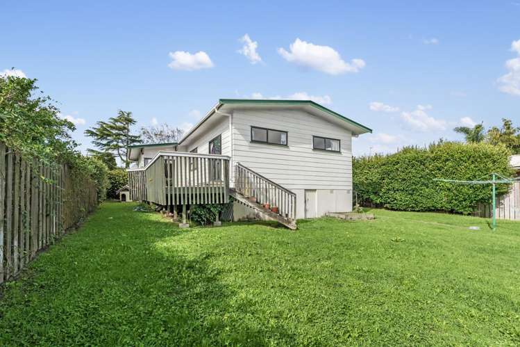 21 Tomintoul Place Highland Park_12