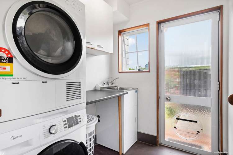 2/56 Nigel Road Browns Bay_17