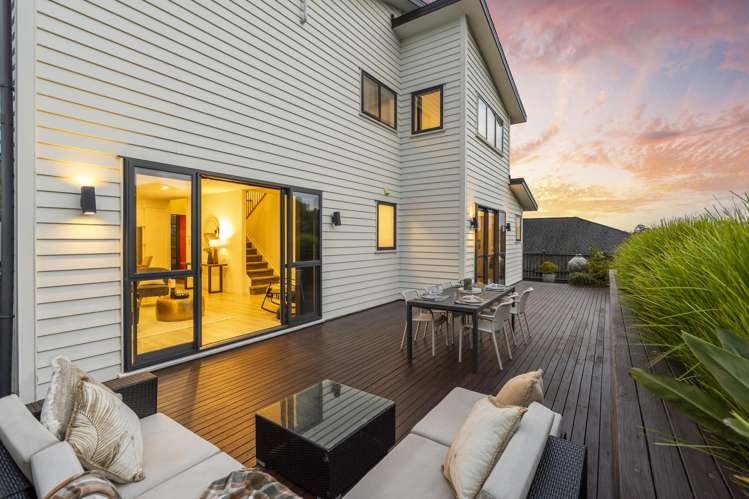 8 Dinning Road Riverhead_22