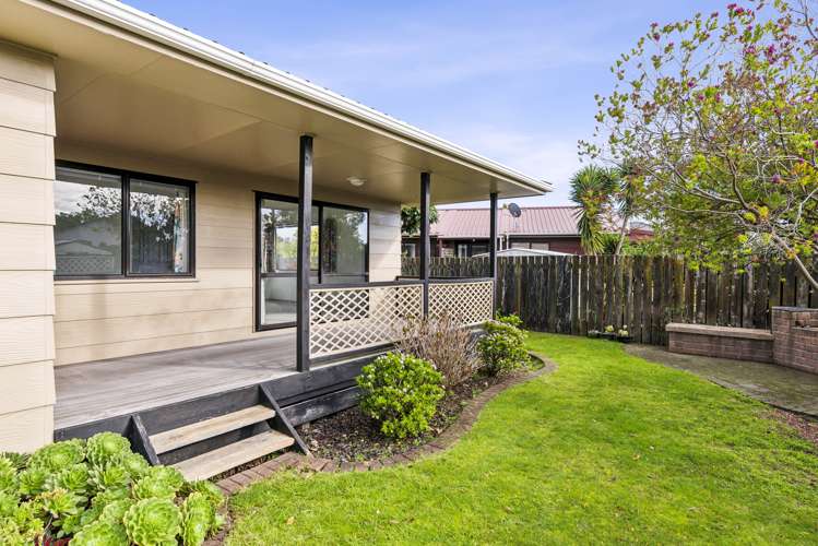 99 Queens Road Waikanae Beach_18