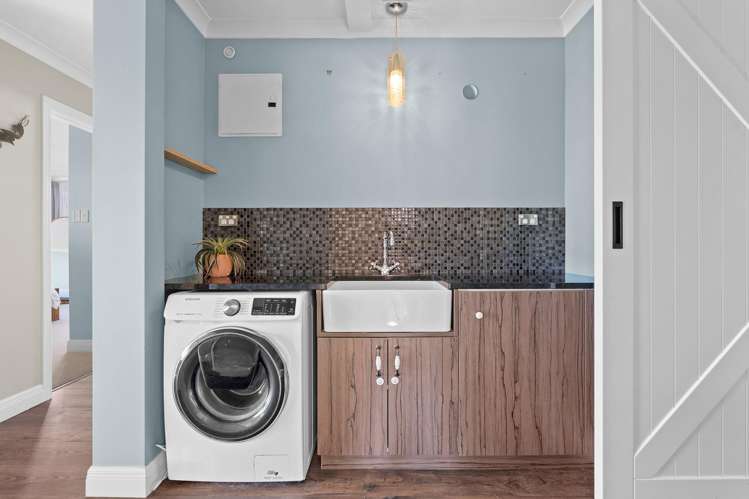 1047 Whangaparaoa Road Tindalls Beach_12