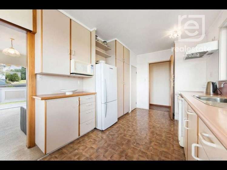 12 Mulgan Street_0