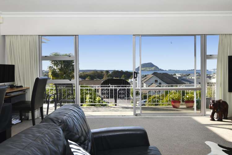 23 Seaview Road Otumoetai_6
