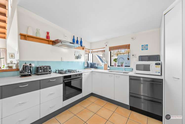 30a Connaught Terrace Brooklyn_11