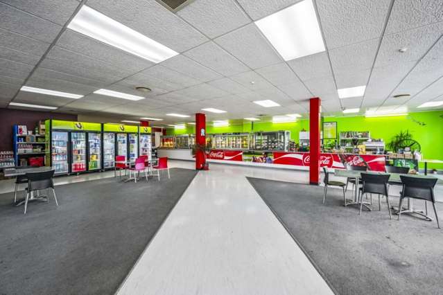 63B Richard Pearse Drive Mangere_1