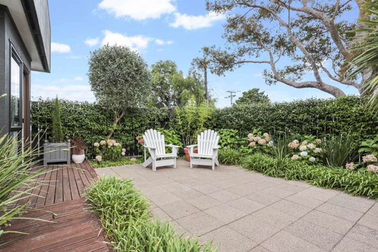 2/42 Shackleton Road Mt Eden_16