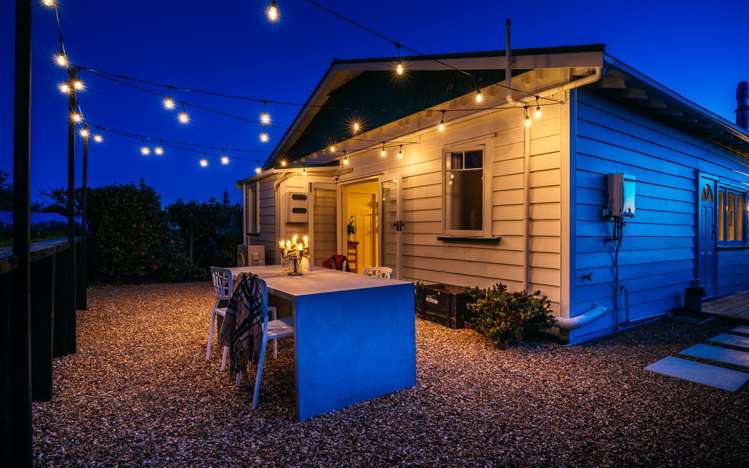 15 Alison Road Surfdale_13