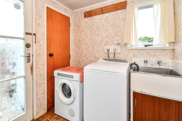 44 Burundi Avenue Clendon Park_11