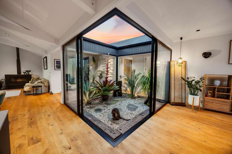 2 Pioneer Crescent Omaha_15