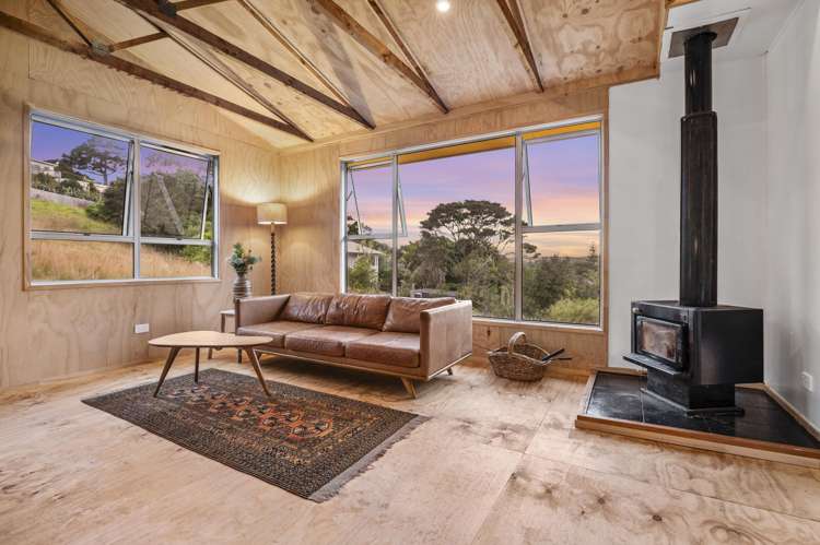 12 Te Toki Road Ostend_3