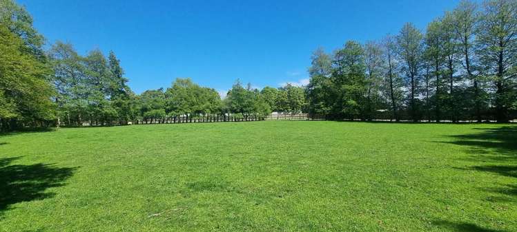 372 Tararua Road_4