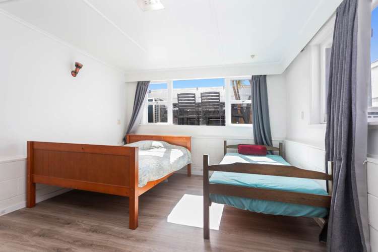 8 Parfitt Street Mount Roskill_13