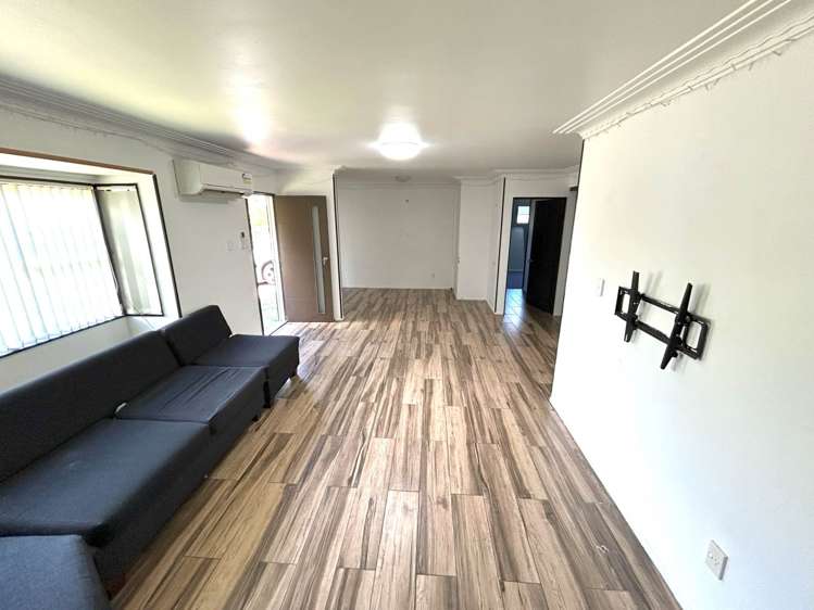 151 Carnoustie Drive Wattle Downs_2