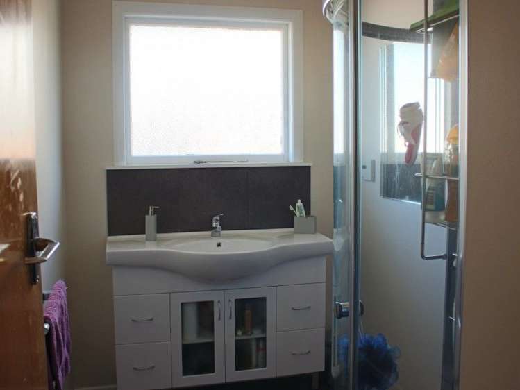 76 Ranui Avenue Waimataitai_10