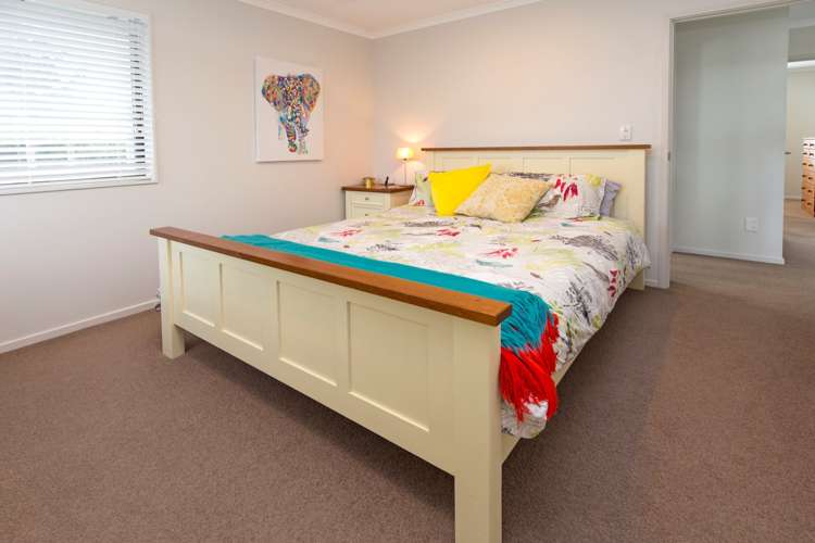 25 Buccaneer Court Gulf Harbour_19