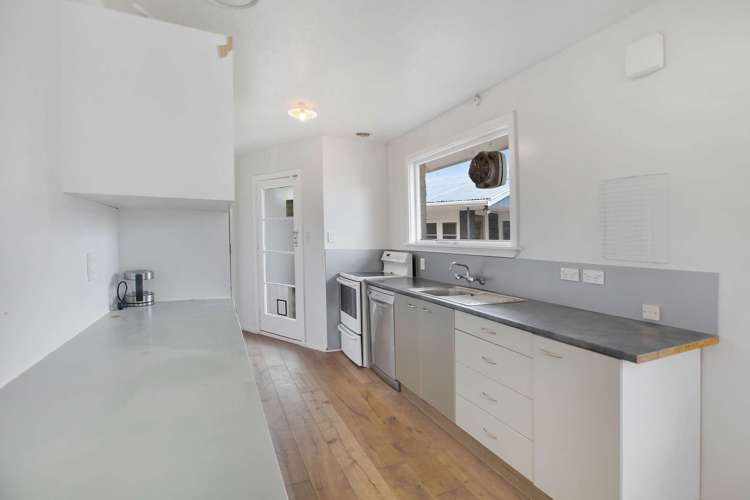 8 Kirner Street Burwood_5