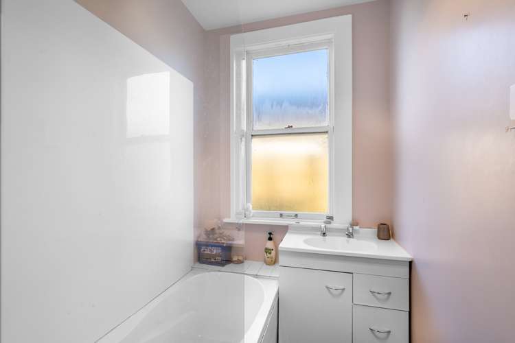 4 Second Street Kennington_10