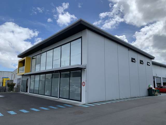 9 Chonny Crescent Wiri_1