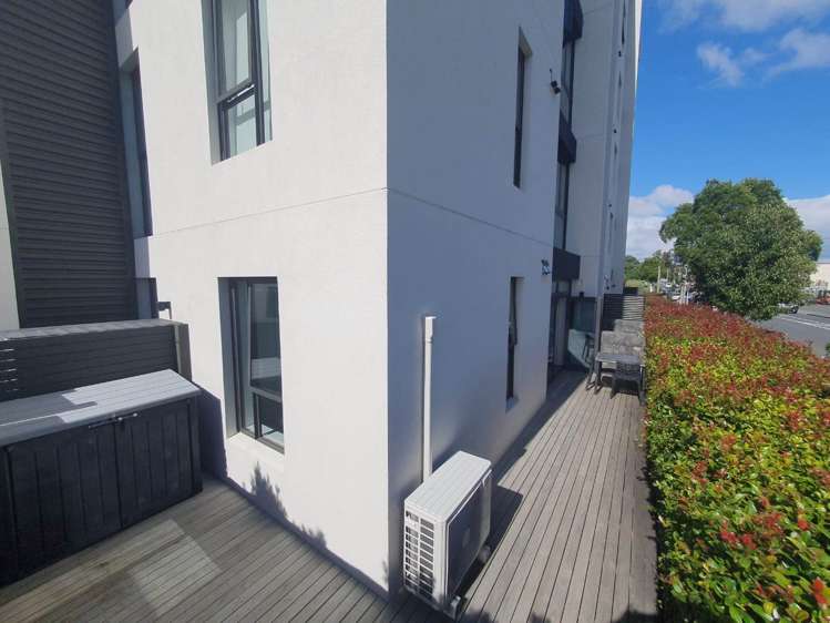 G01/82 Jellicoe Road Panmure_1