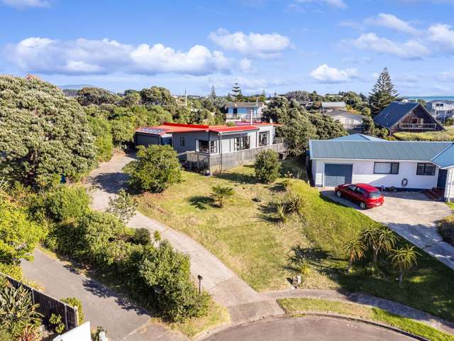 16 Frances Street Waikanae Beach_1