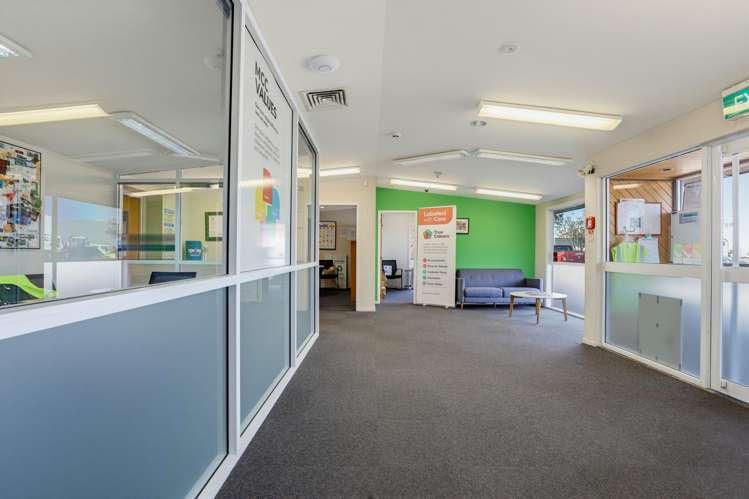 48 Waterloo Road Hornby_11