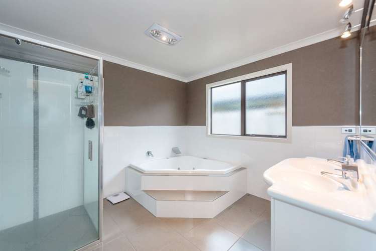 12 Holly Place Rototuna North_14