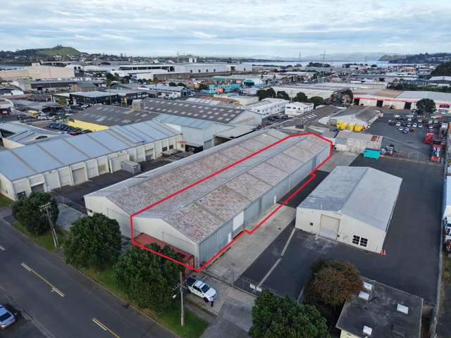 Affordable storage/warehouse with container drop