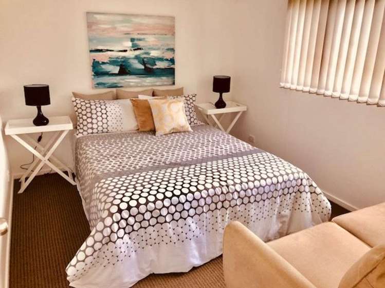 4 Galilee Avenue Red Hill_13