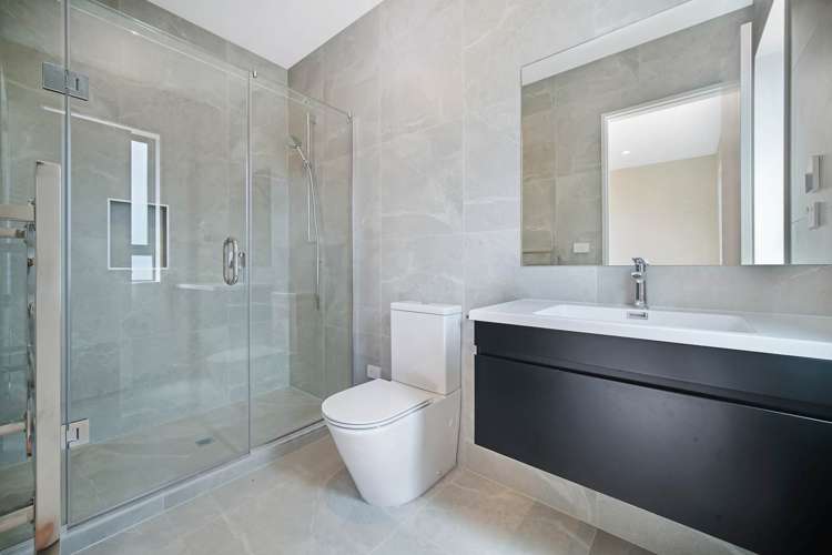 11 Pupu Crescent Opaheke_8