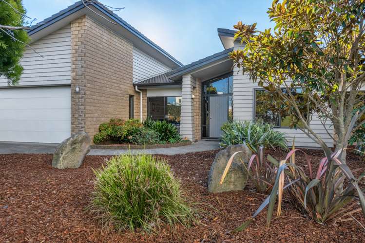 5 Columbia Crescent Beachlands_19