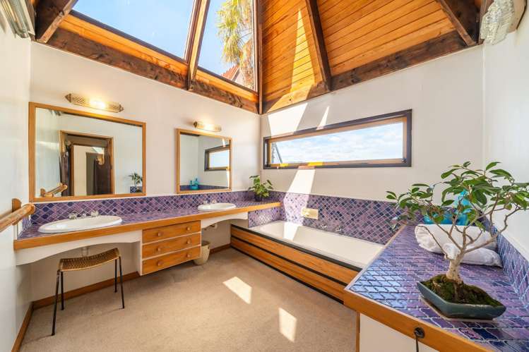 7 Coach Lane Belmont_31