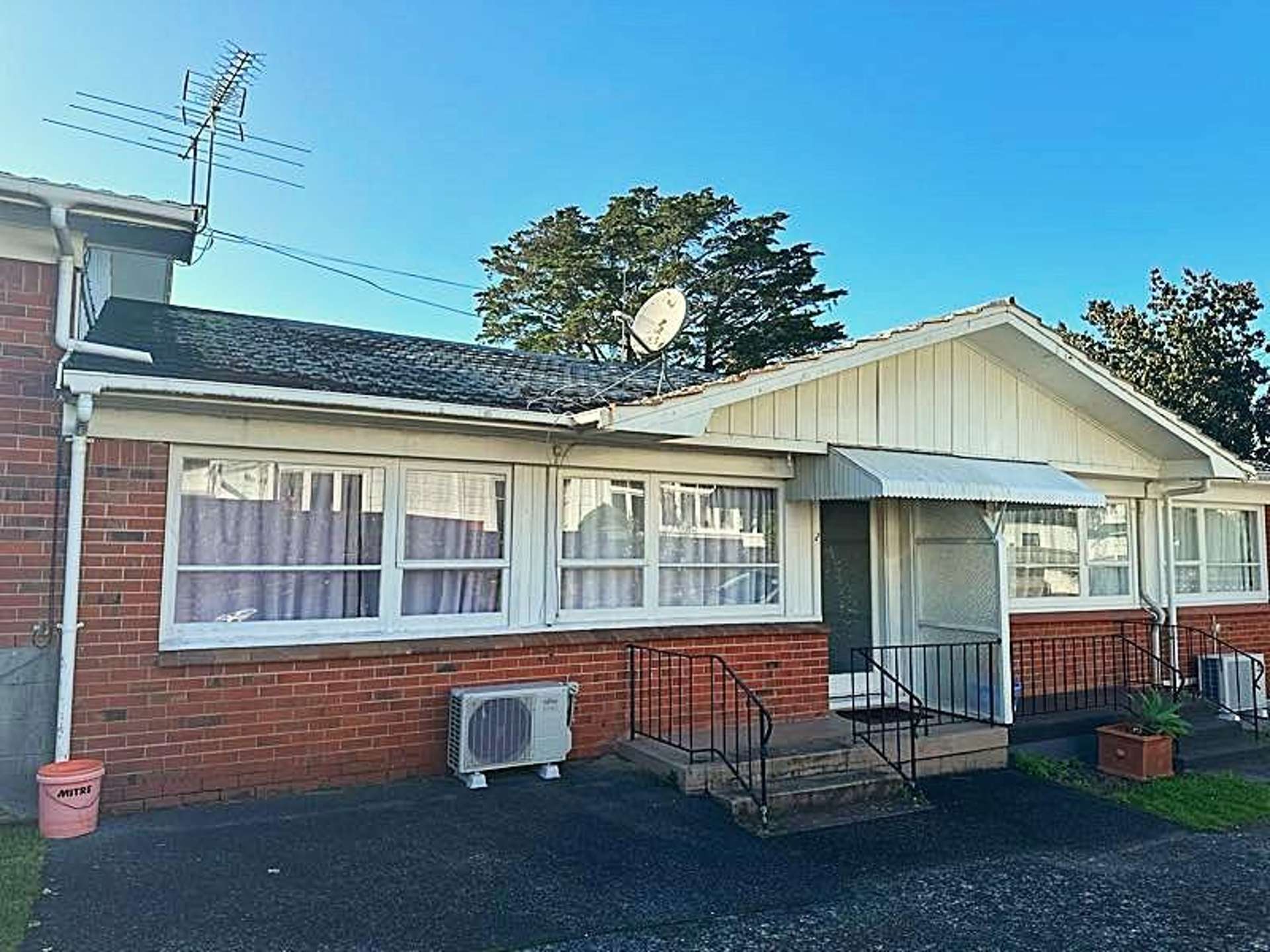 2/14 Oaklands Road 1728_0