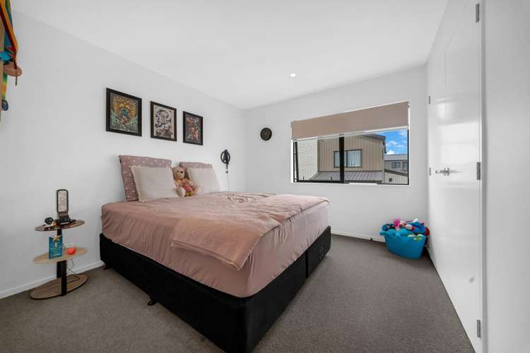 7 Renga Renga Road Flat Bush_12