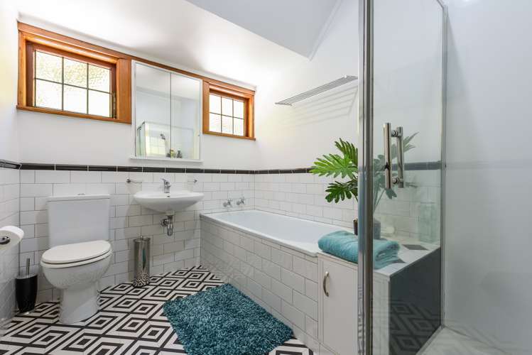 17 Saint Michaels Crescent Kelburn_10