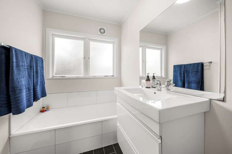 3 Vandeleur Avenue Birkdale_14