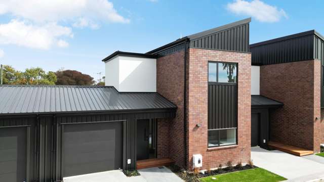 Boutique Queenwood Townhouse