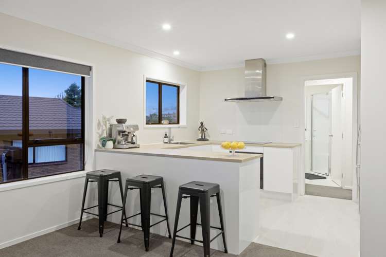1/30 Fairway Avenue Red Beach_11