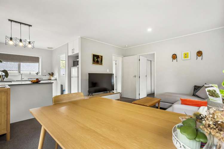 2/110 Monarch Avenue Hillcrest_7