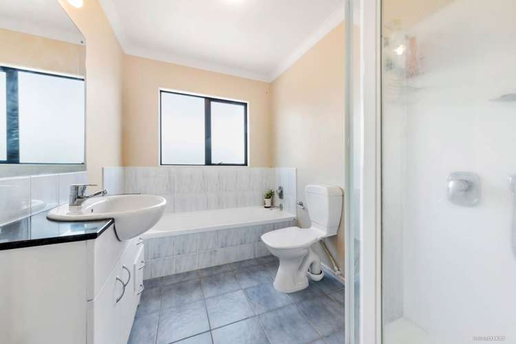 27 Fleetwood Drive Henderson_15