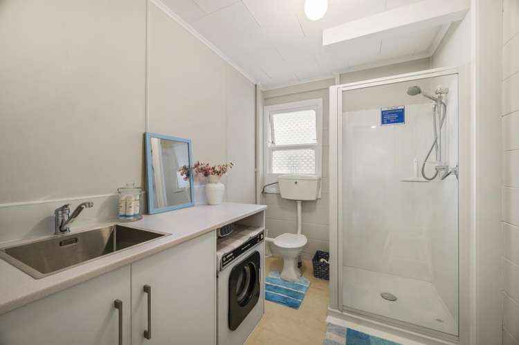 19 Darroch Street Fairy Springs_16