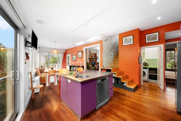 38 Happy Valley Road Owhiro Bay_3