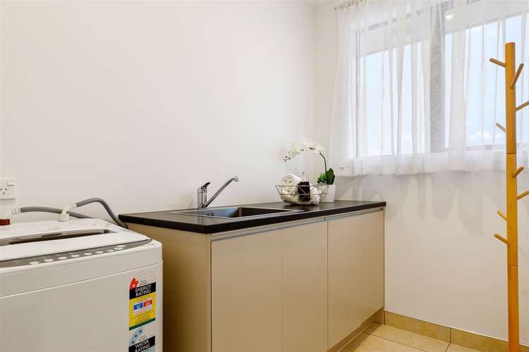 8 Edwin Ebbett Place Wigram_12