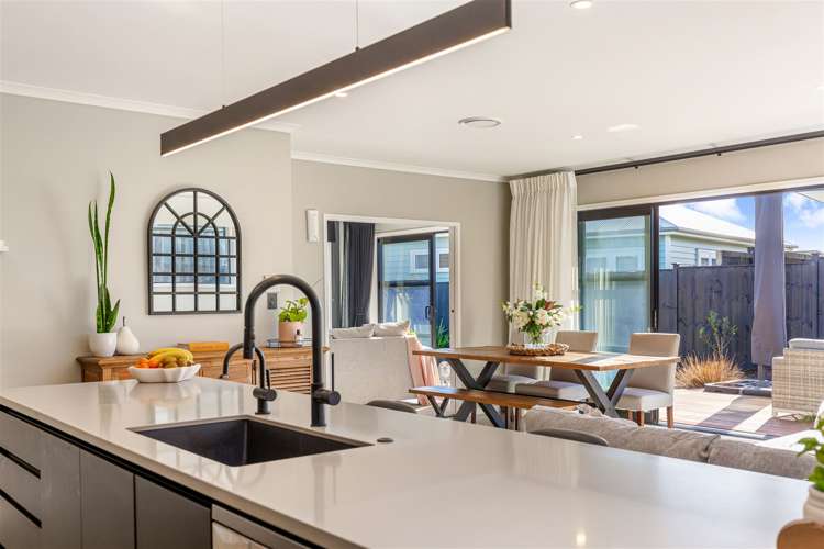 37 Siren Street Wainui_5