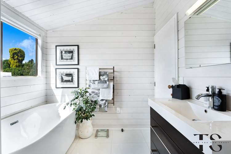 2/7 Mccall Place Opaheke_5