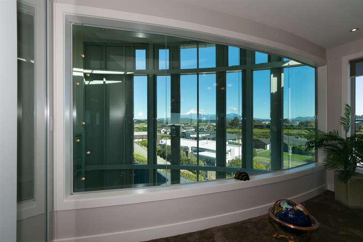 16b Links Drive Waiwhakaiho_10