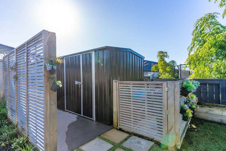 17 Olney Court One Tree Point_27