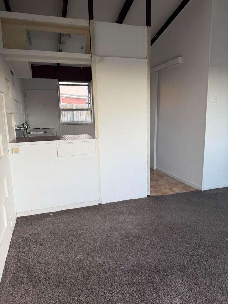 2/128 Farquhar Road Glendene_9