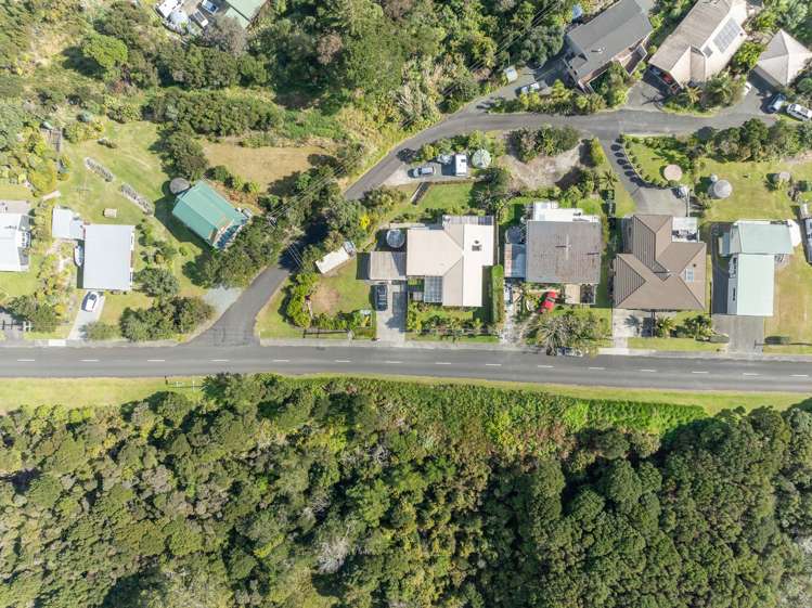 16 Rangikapiti Road Coopers Beach_27