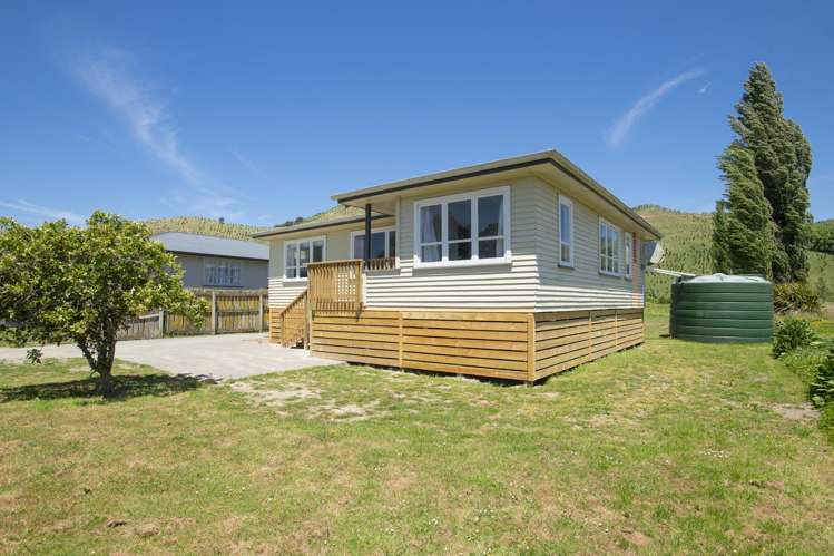 43b Main Road Te Karaka_16